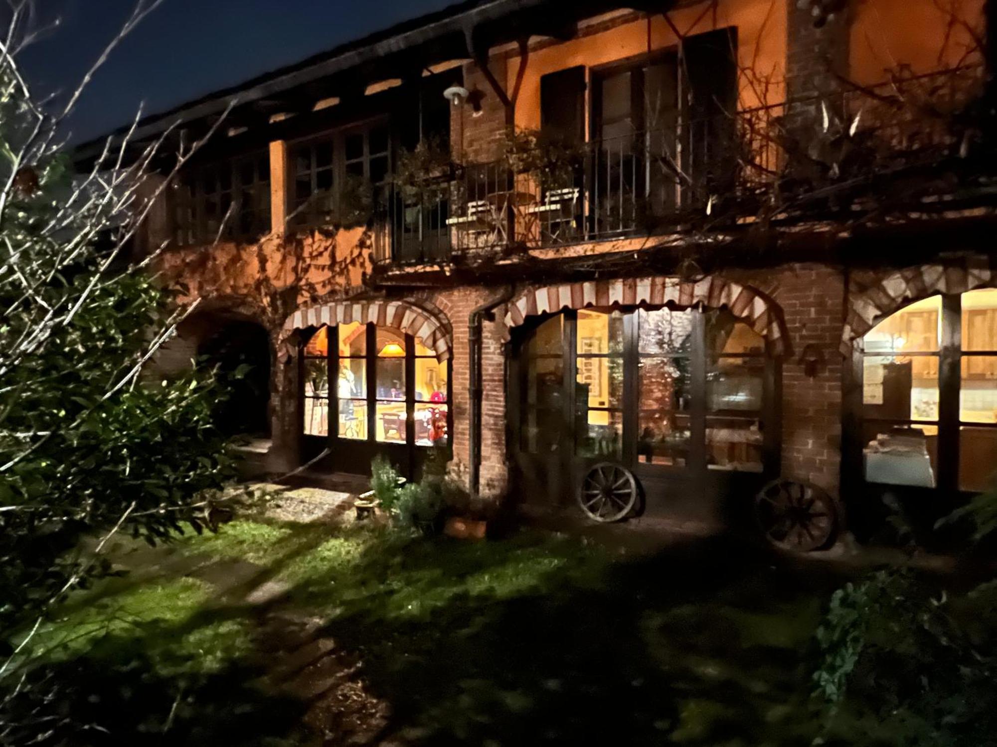 La Casa Arancione Hotel Boves Exterior photo